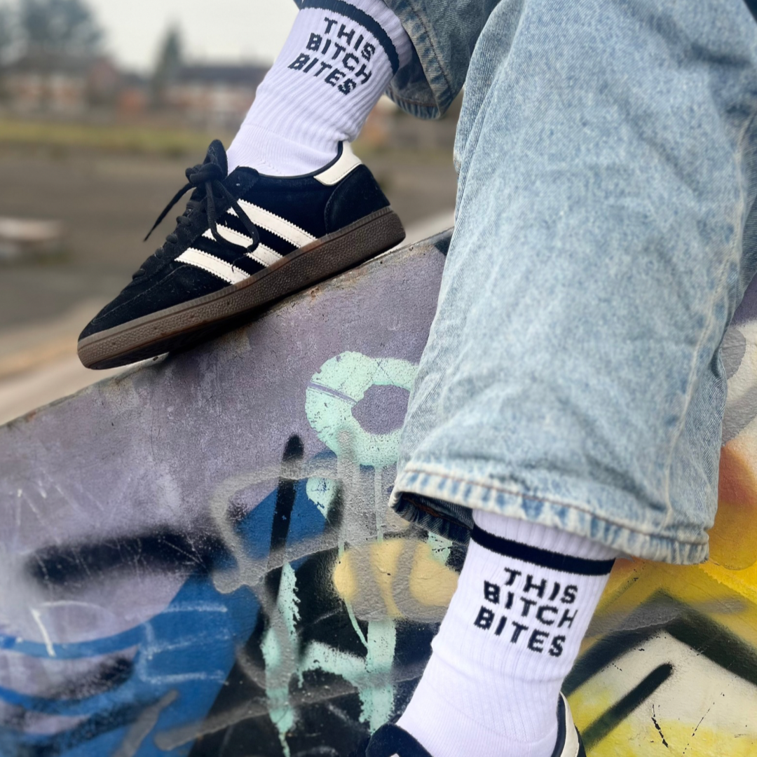 THIS BITCH BITES Socks - Sox UK